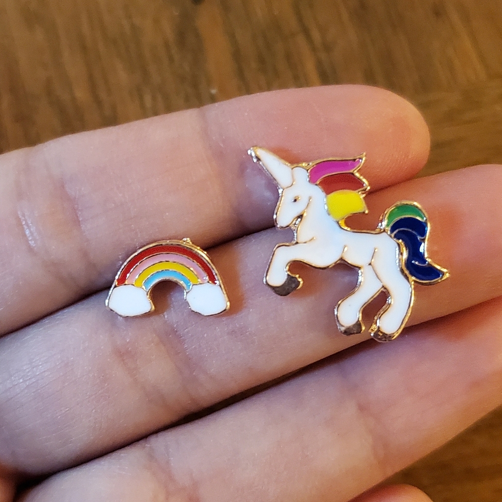 NWOT Unicorn Studs - Picture 9 of 10